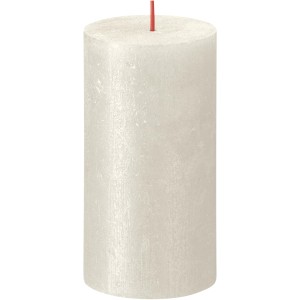 Bolsius Rustik-Kerze Shimmer, 130/68 mm, elfenbeinfarben mit Metallic-Effekt.