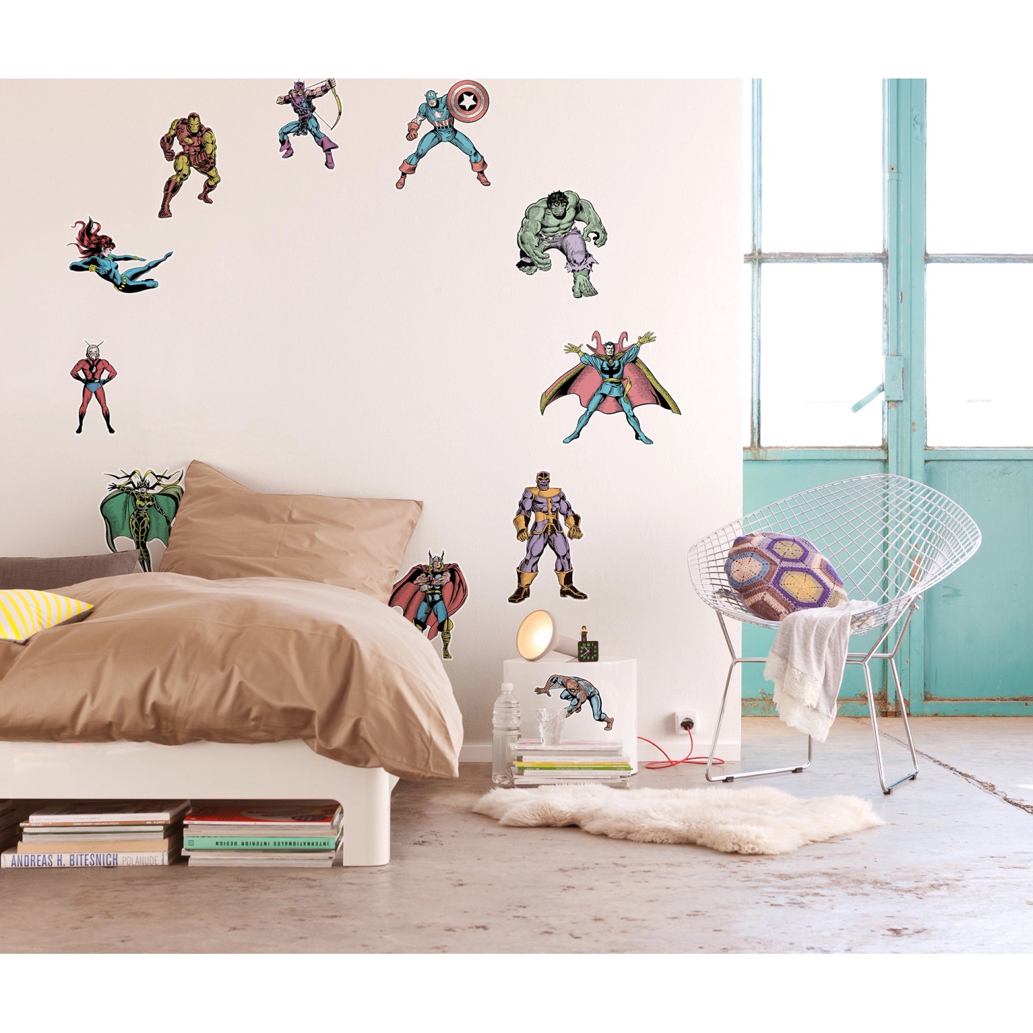 Wandtattoo Marvel Collection von Komar, verschiedene Superhelden im Kinderzimmer.