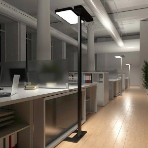 Moderne, dimmbare Arcchio LED-Stehlampe Aila in Schwarz mit Bewegungsmelder für Büro/Arbeitszimmer.