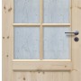Radex Landhaus Zimmertür Kiefer, Altd. Weiß, mit Glaseinsatz, links angeschlagen.
