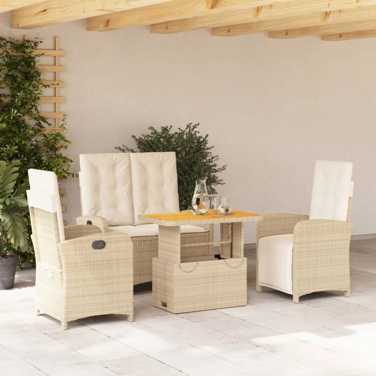 Beige 4-tlg. Garten-Essgruppe aus Polyrattan mit Kissen. Gartenmöbel-Set mit verstellbarem Tisch und Sesseln.