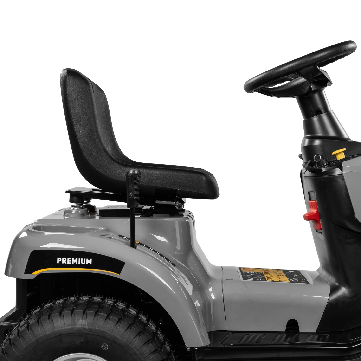 Detailansicht des Texas Benzin-Rasentraktor Premium TTS98: Sitz, Lenkrad und Bedienelemente im Fokus.