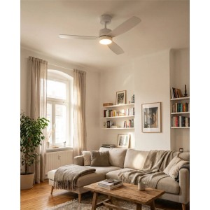 Weißer Eglo LED-Deckenventilator mit 3 Flügeln und Licht, Ø 107,5 cm, in modernem Wohnzimmer. Für angenehmes Raumklima.