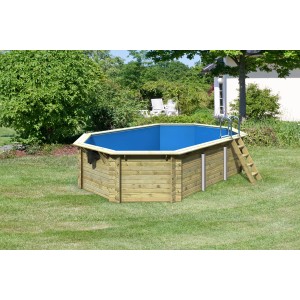 Karibu Pool 4 KDI Holzpool mit Leiter und blauer Innenfolie im Garten.