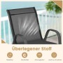 Detailansicht: Schwarzer Costway Gartenstuhl mit Textilene-Bespannung und Metallgestell.