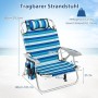 Blauer, weiß gestreifter Costway Klapp-Strandstuhl mit Kopfstütze, Seitentasche und Schultergurten am Strand. Ideal für Garten & Urlaub.