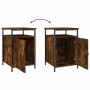 vidaXL Nachttisch Räuchereiche mit Tür, Holzwerkstoff und Metallgestell.