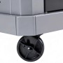 Detailaufnahme: Schwarze Rolle am El Fuego Gasgrill Detroit für einfachen Transport.