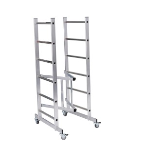 Krause Faltgerüst Corda aus Aluminium mit Rollen für den flexiblen Innenausbau.