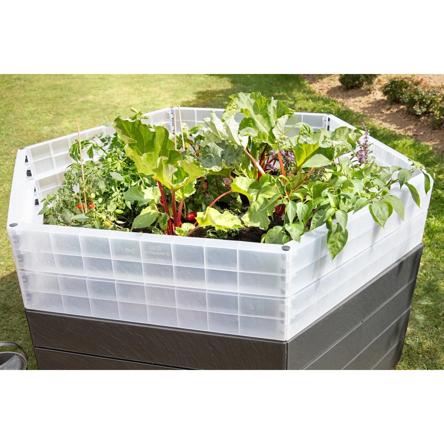 Gefülltes Garantia Hochbeet Ergo Turbo L 75 Stone aus Kunststoff mit Wachstumsmodul.