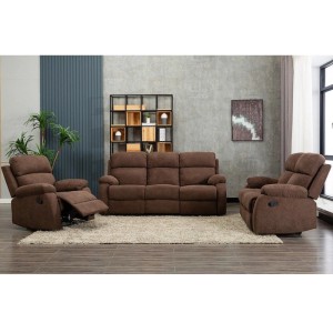 Brauner Relaxsessel Tolzano aus Stoff, geöffnet, in einem Wohnzimmer. Komfortabler Sessel mit Relaxfunktion.