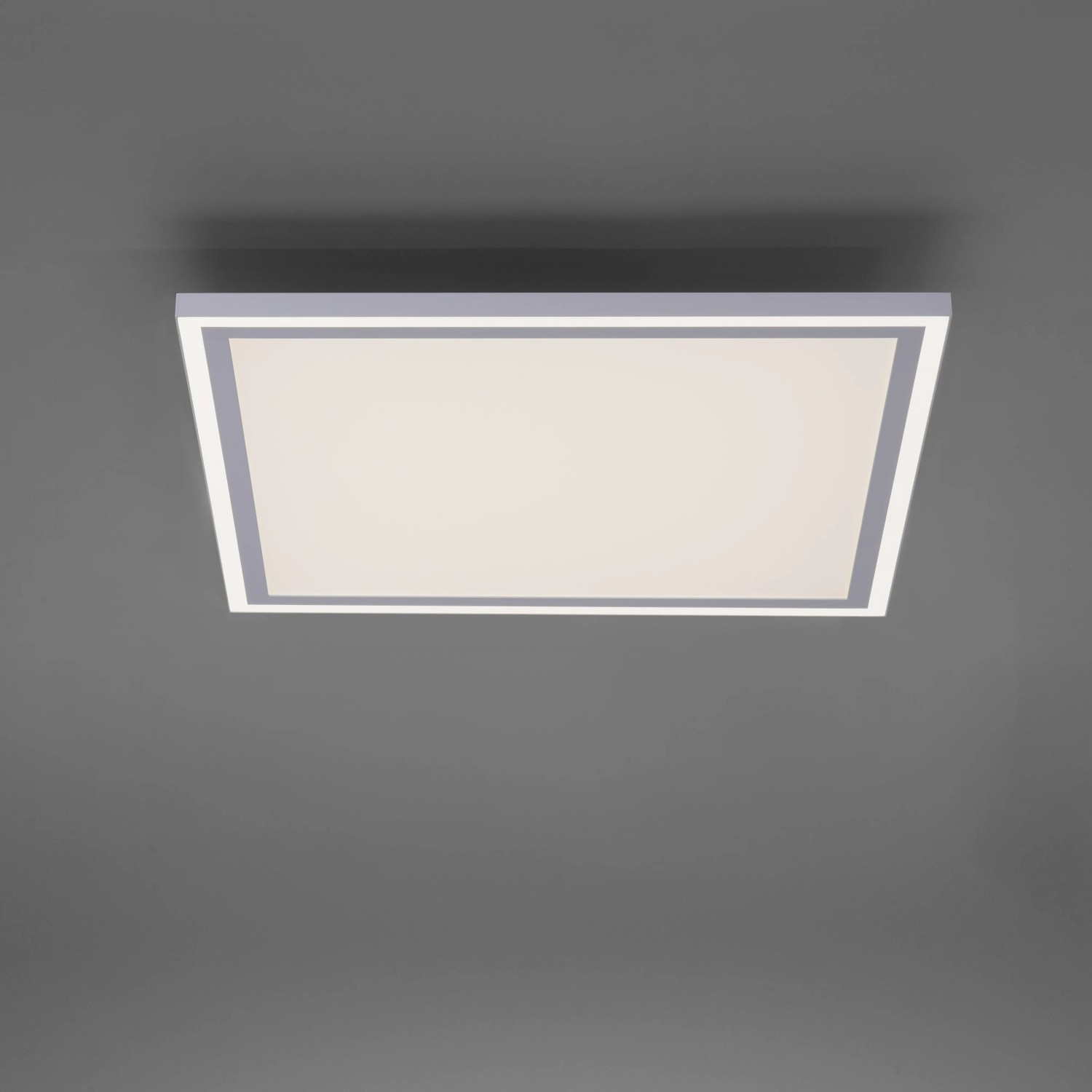 Weiße, dimmbare LED-Deckenleuchte Edging, 46,4x46,4 cm. Modernes Design für Wohnräume.