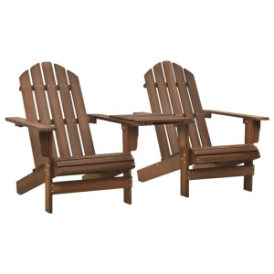Braune Adirondack Gartenstühle mit Tisch aus Tannenholz. Gemütliche Gartensessel für Terrasse und Garten.