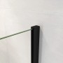 Detailaufnahme: Rauchglas Duschwand mit schwarzem Rahmen, Teil der Walk-In Dusche 100x200.
