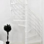 Weiße Minka Spindeltreppe Venezia, Ø 120 cm, aus Holz und Metall. Innentreppe mit Edelstahlgeländer.