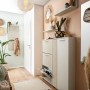 Schildmeyer Regal-Set Edno, 2 cremebeige Wandregale mit Canasta-Rückwand im Flur.