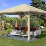 Unbehandelter Skan Holz Pavillon Cannes 2 (359x359cm) im Garten mit Sitzgruppe.
