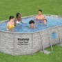 Bestway Stahlrahmenpool Set Power Steel Swim Vista, oval, grau, mit Familie im Wasser.