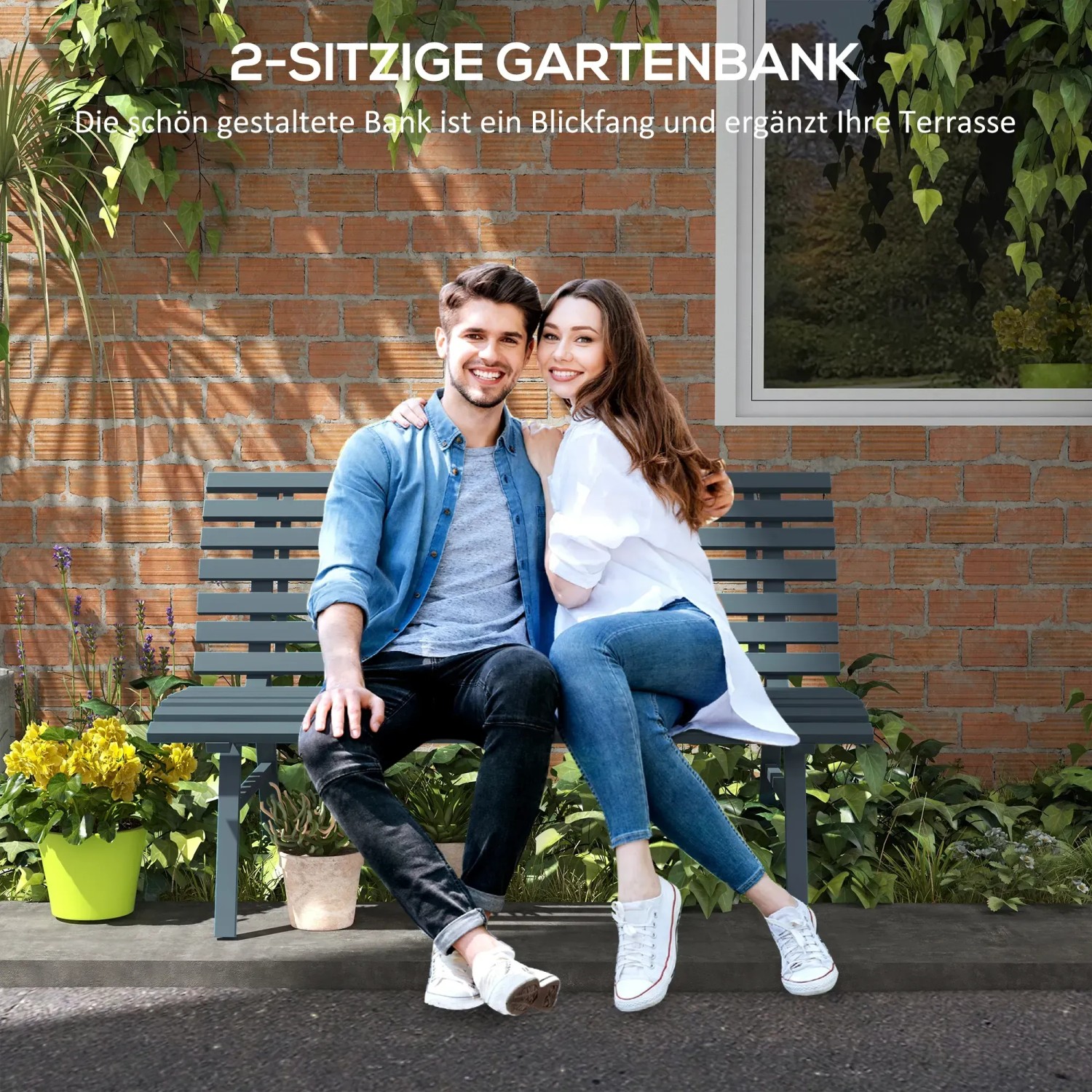Blaue Outsunny Gartenbank aus Aluminium für 2 Personen im Garten.