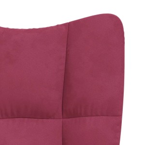 Detailaufnahme: Weinroter Samt Schaukelstuhl mit quadratischer Steppung.