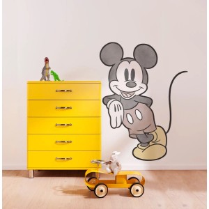 Disney Wandtattoo Mickey Mouse in Grau, Rot und Gelb im Kinderzimmer.
