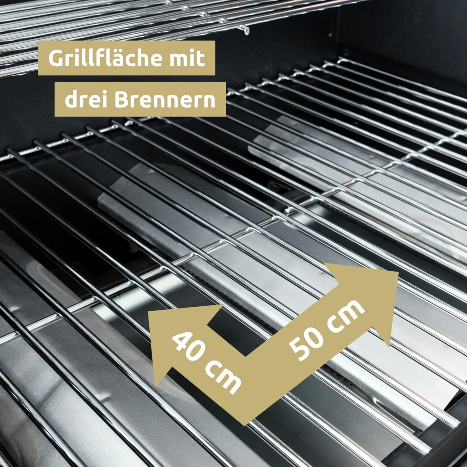 Grillfläche (40x50 cm) mit 3 Brennern des deluxe4home Gasgrillwagens.