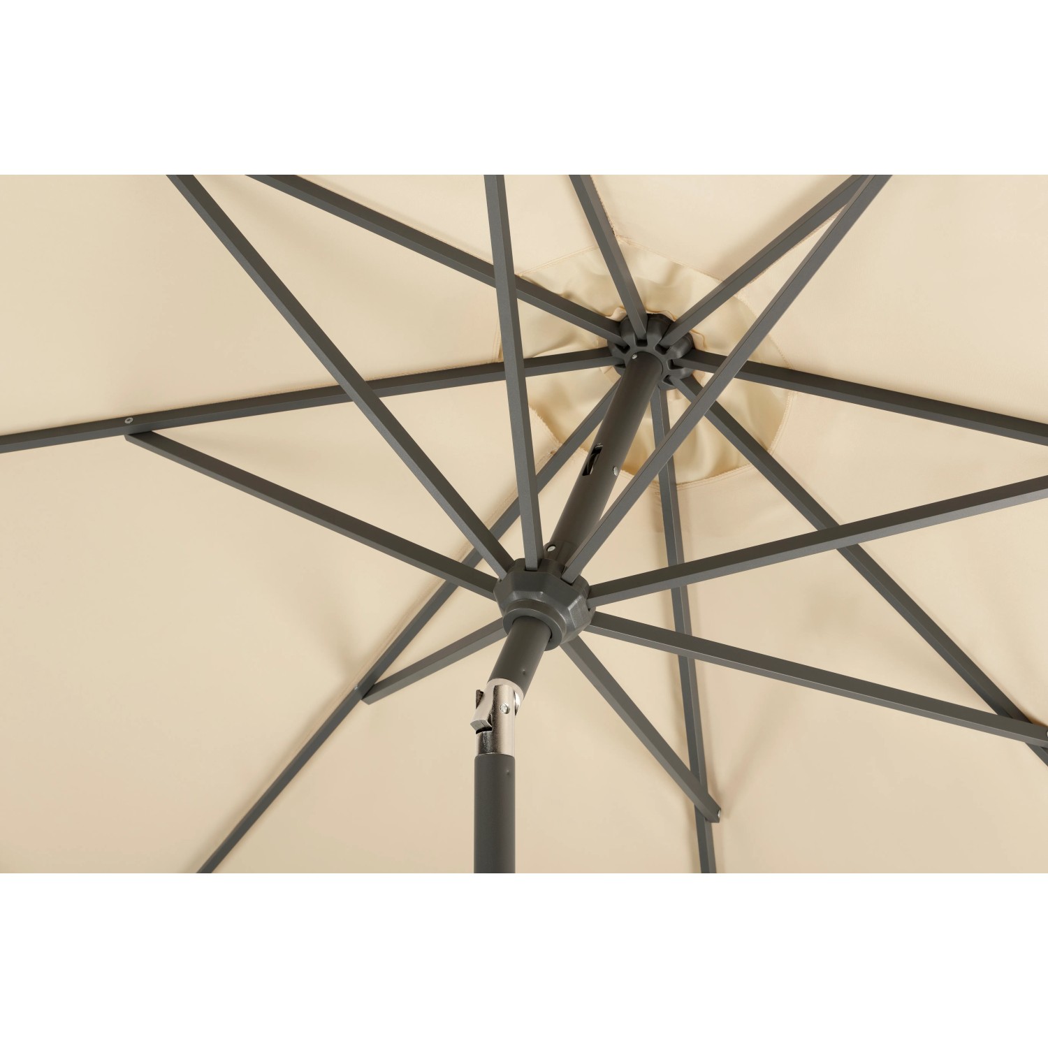 Detailaufnahme des Schneider Marktschirms Orlando, Ø 270 cm, Natur, mit Kurbelmechanik.