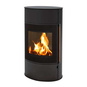 Schwarzer Kaminofen Mango 2.0 Plus mit Ganzglastür und brennendem Feuer.