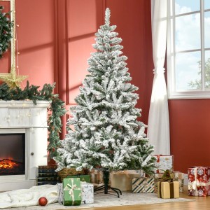 HOMCOM künstlicher Weihnachtsbaum, 180 cm, mit Kunstschnee und Weihnachtsgeschenken im Wohnzimmer.