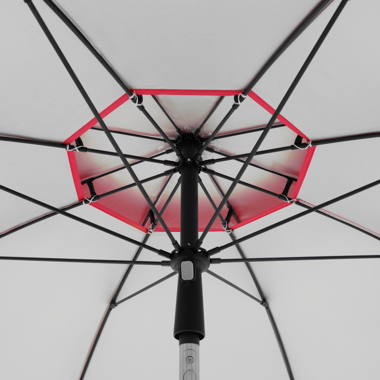 Detailaufnahme des Doppler Strandschirm Windprofi Neo 200 Rot, Blick von unten auf das Gestell.