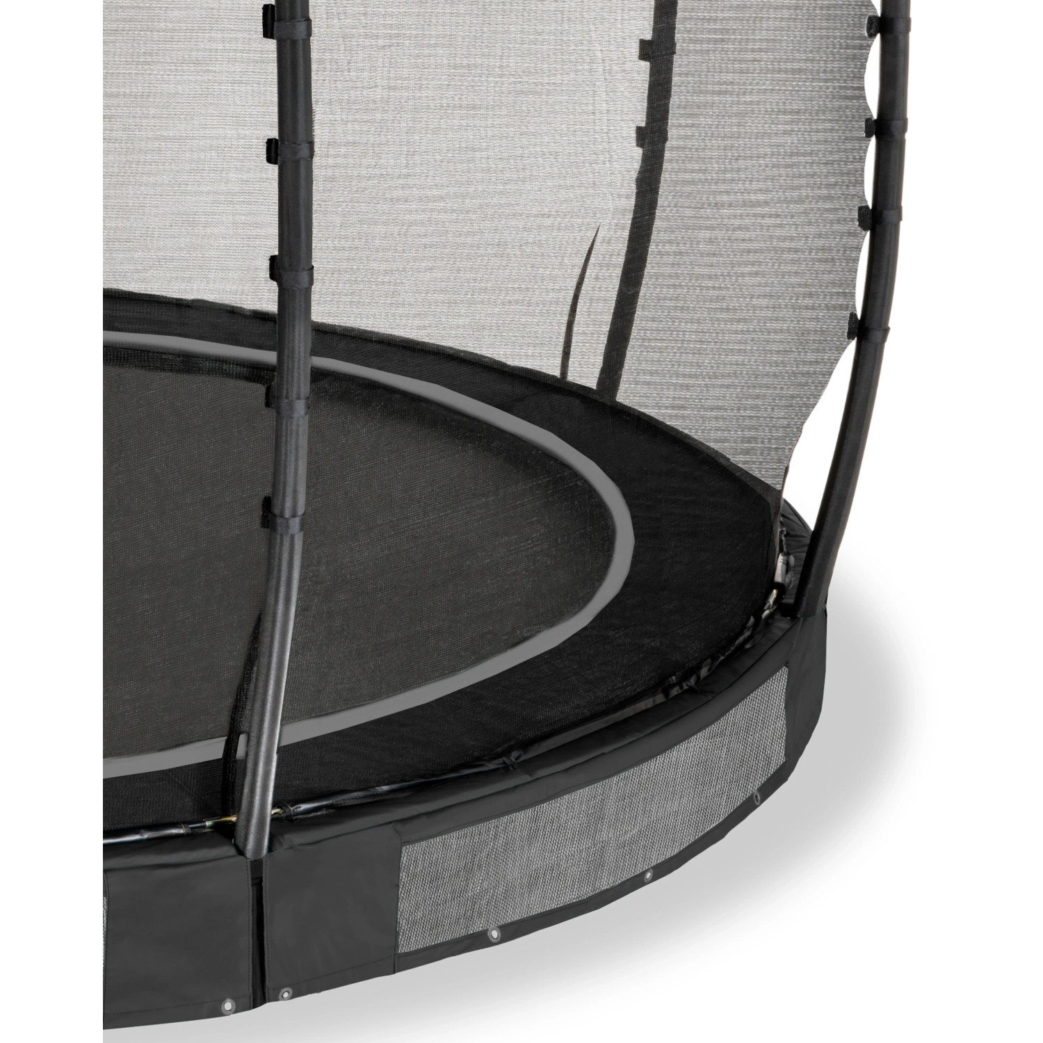 Detailaufnahme: Schwarzes EXIT Allure Premium Bodentrampolin Ø 366 cm mit Sicherheitsnetz.
