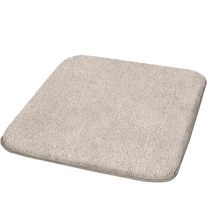 Kleine Wolke Badteppich Wilna, 50x60 cm, Taupe: Badteppich aus Polyester mit rutschfester Beschichtung.