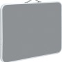 Zusammengeklappter, grauer Campingtisch Calimesa mit Aluminiumgestell und Tragegriff.