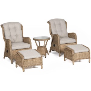 osoltus Sandy Beach 5-tlg. Gartenmöbel Set: 2 Korbsessel, 2 Hocker, runder Tisch. Helles Geflecht, beige Kissen.