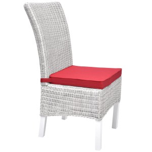 4er Set Beautissu Loft SK Stuhlkissen 45x40cm, rot, auf weißem Stuhl.