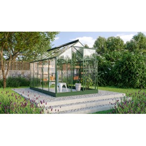 Vitavia Gewächshaus Triton 6200 Smaragd mit Fundament im Garten.