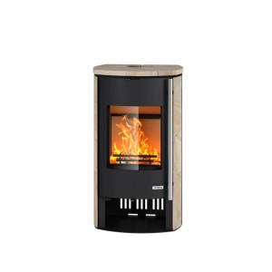 Accente Kaminofen Sandstein 7 kW mit Flammen im Brennraum, Verkleidung in Sandsteinoptik.