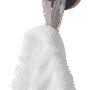 Schwarzer Tiger Haken Urban Klein mit Handtuch. Moderner Handtuchhalter zur Wandmontage.