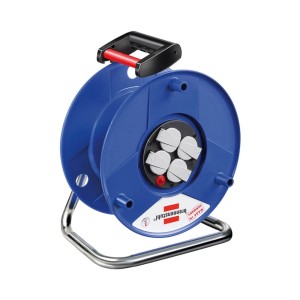 Blaue Brennenstuhl Kabeltrommel Garant mit 4 Steckdosen und verzinktem Tragegestell.