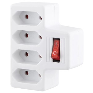 Weißer Euro-Übergangsstecker, 4-fach, mit An-/Aus-Schalter für den Innenbereich.