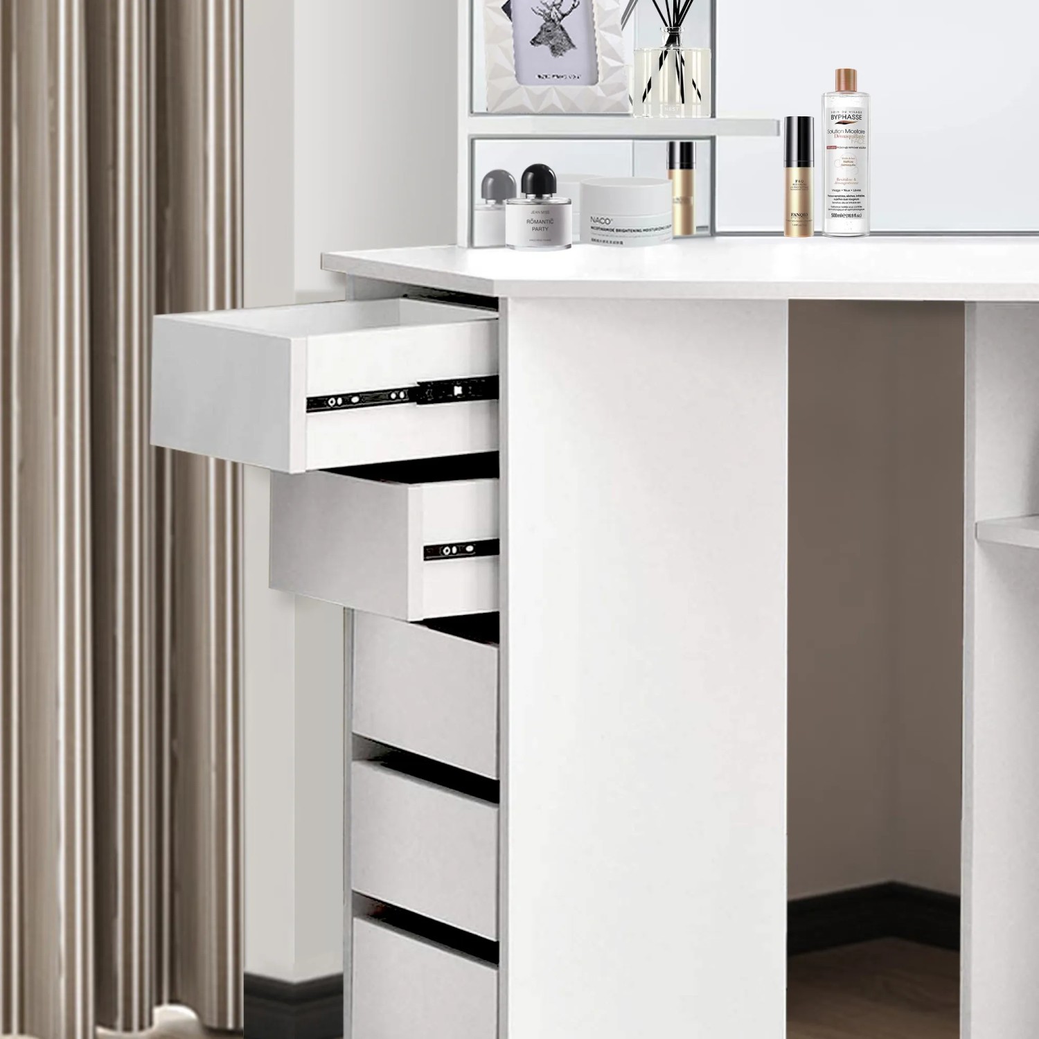 ML-Design Eckschminktisch, weiß, mit Spiegel und Schubladen. Ideal für Schlaf- oder Kinderzimmer.