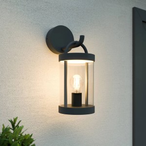 Schwarze Lucande Außenwandleuchte Cassian im Laternen-Design mit E27 Fassung und klarem Glas.