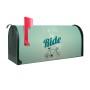 Grüner Banjado US Briefkasten mit Fahrrad Motiv und roter Fahne.