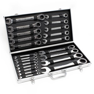 Wiltec 22-tlg. Schraubenschlüssel Set in silbernem Koffer. Maul-, Ring- und Ratschenschlüssel 6-32mm, glänzend.