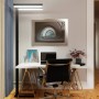 Moderne, dimmbare Arcchio LED Bürostehleuchte Logan in Schwarz, 2-flammig, im Arbeitszimmer.