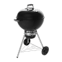 Schwarzer Weber Holzkohlegrill Original Kettle Premium 57 cm mit Deckelthermometer und Aschetopf.