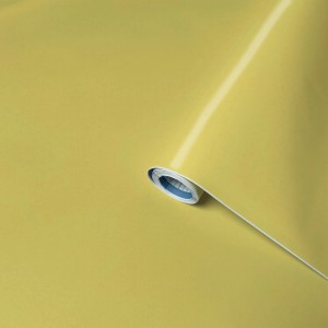 Gelbe Venilia Klebefolie, 45x200 cm, aufgerollt. Ideal für Möbel und Oberflächen.