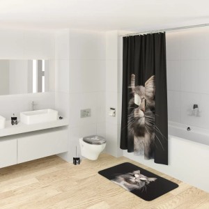 Badezimmer mit Sanilo Waschbeckenstöpsel Cool Cat, Duschvorhang und Badematte mit Katzenmotiv.