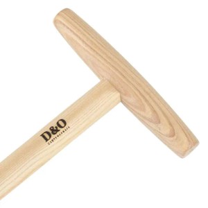 D&O Löwenzahnzieher mit T-Stiel (80 cm) aus Eschenholz für Gartenarbeiten.