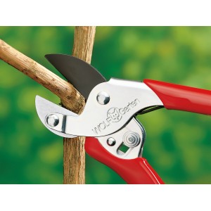 Wolf-Garten Amboss Gartenschere RS-EN schneidet Ast. Gartenschere mit rotem Griff.